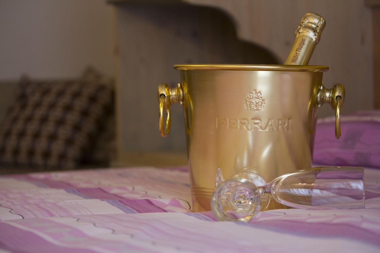 Hotel Lory Pinzolo Eksteriør bilde